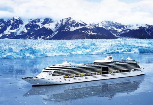 El Serenade of the Seas fondeando en Alaska